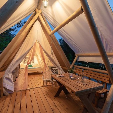 Eco Glamping- Fkk Nudist Camping Solaris Poreč Buitenkant foto