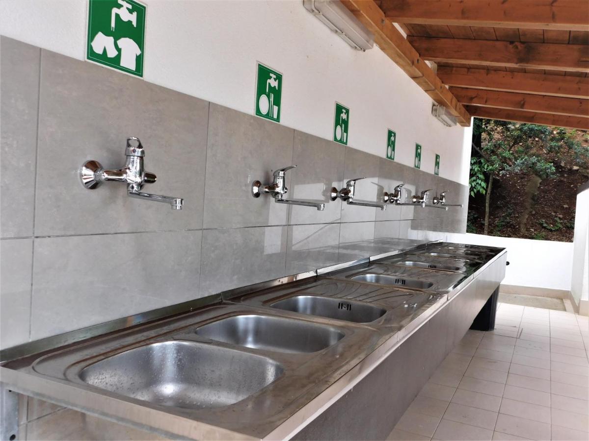Eco Glamping- Fkk Nudist Camping Solaris Poreč Buitenkant foto