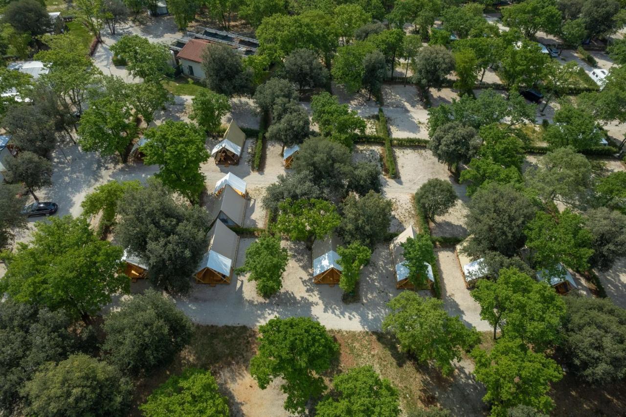 Eco Glamping- Fkk Nudist Camping Solaris Poreč Buitenkant foto
