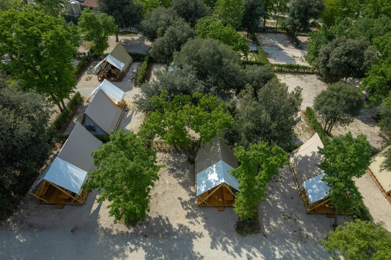 Eco Glamping- Fkk Nudist Camping Solaris Poreč Buitenkant foto